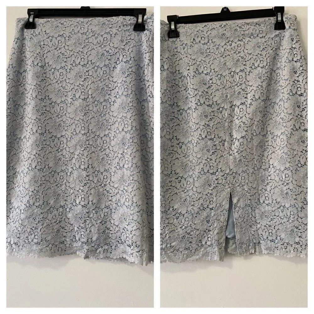 Zara
lace blue skirt Size S